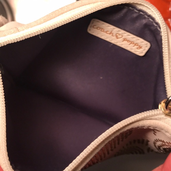 🚫 Sold 🚫 Coach Poppy Wristlet - Picture 4 of 4